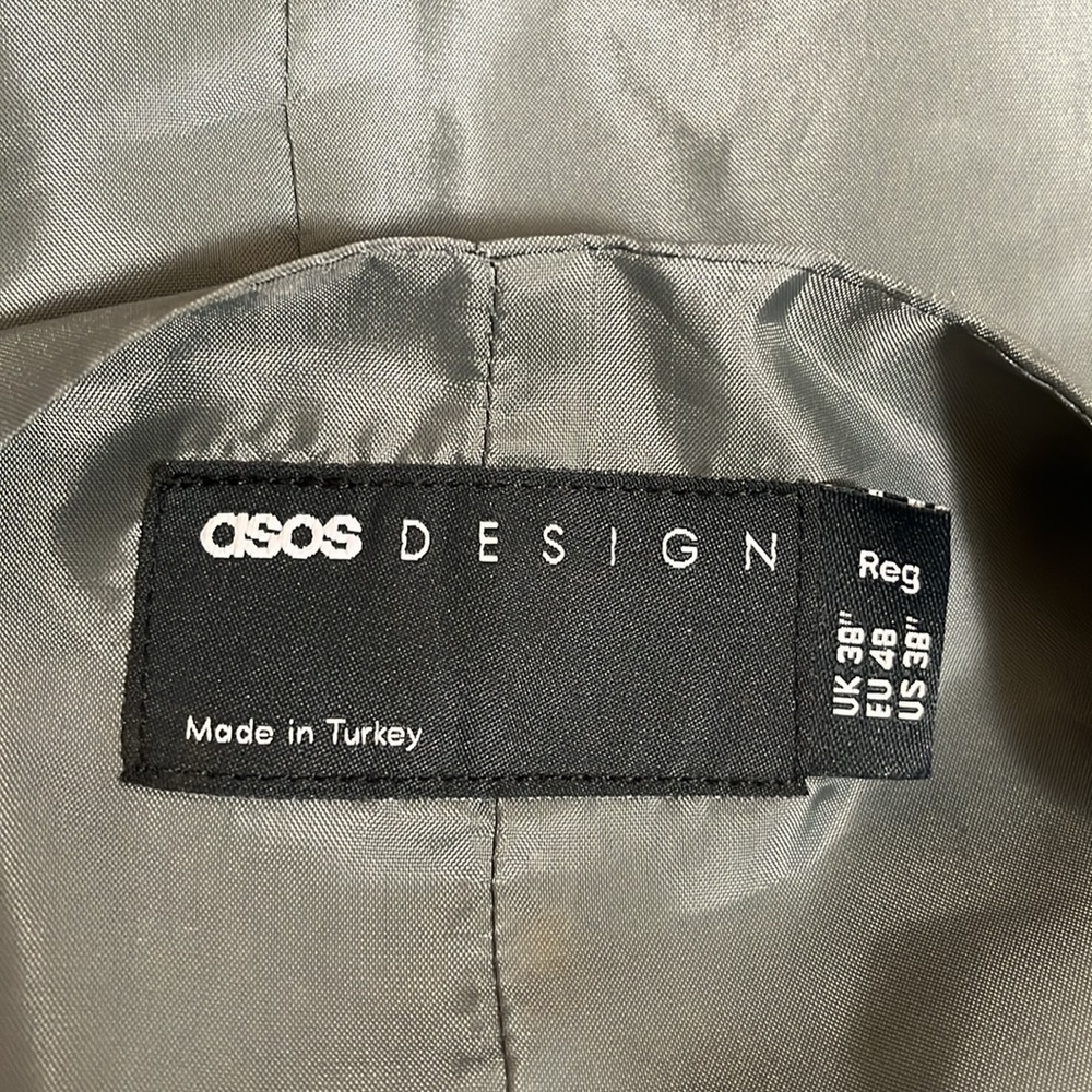 ASOS Design Grey Herringbone Office Evening Neutral Button Vest - Picture 6 of 8